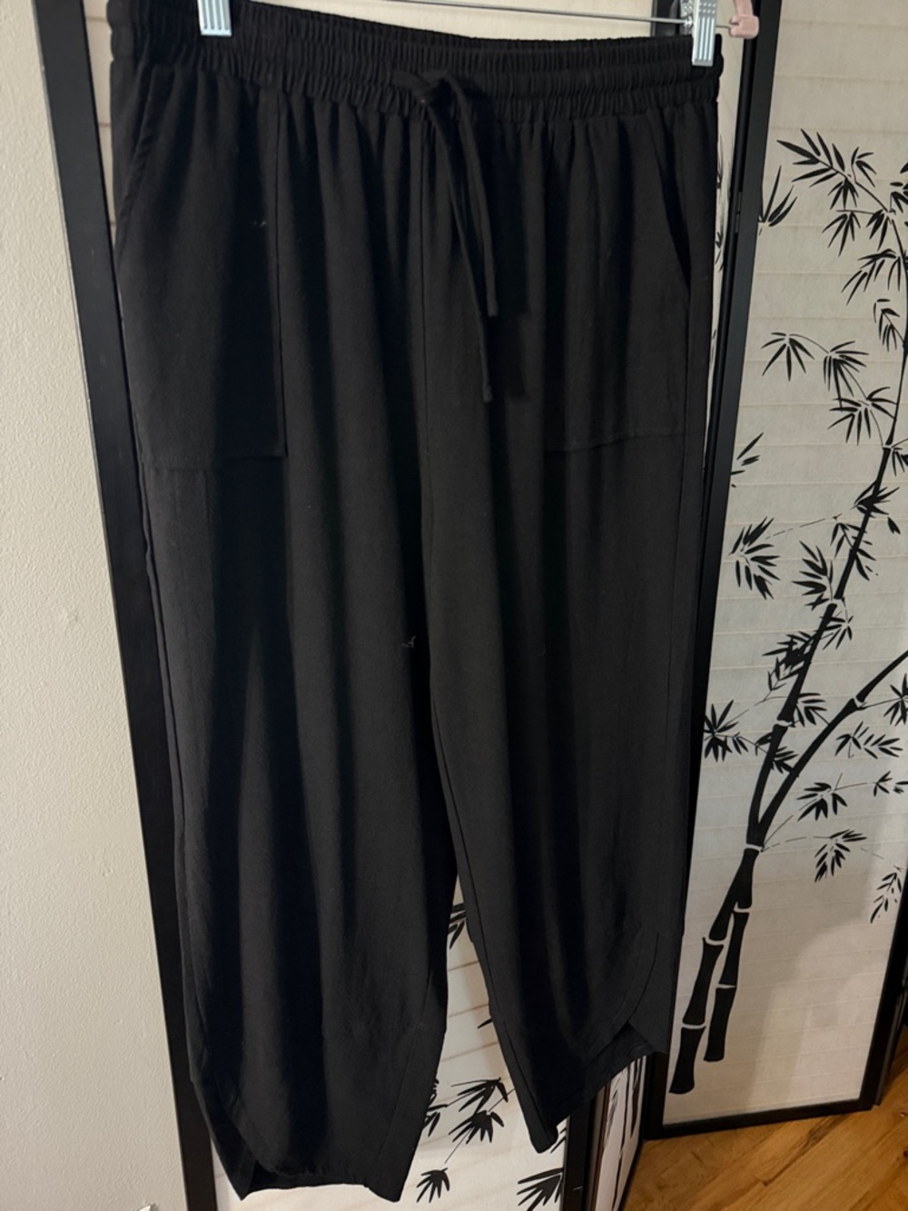 Relaxed Black Drawstring Lounge Pants